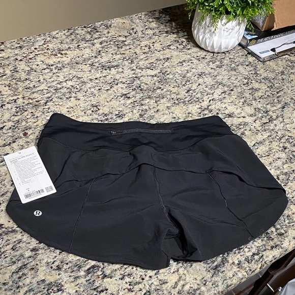 NWT Lululemon Speed Up MR Short *4" Lined Updated Fit, Size 8, Black - Picture 7 of 8